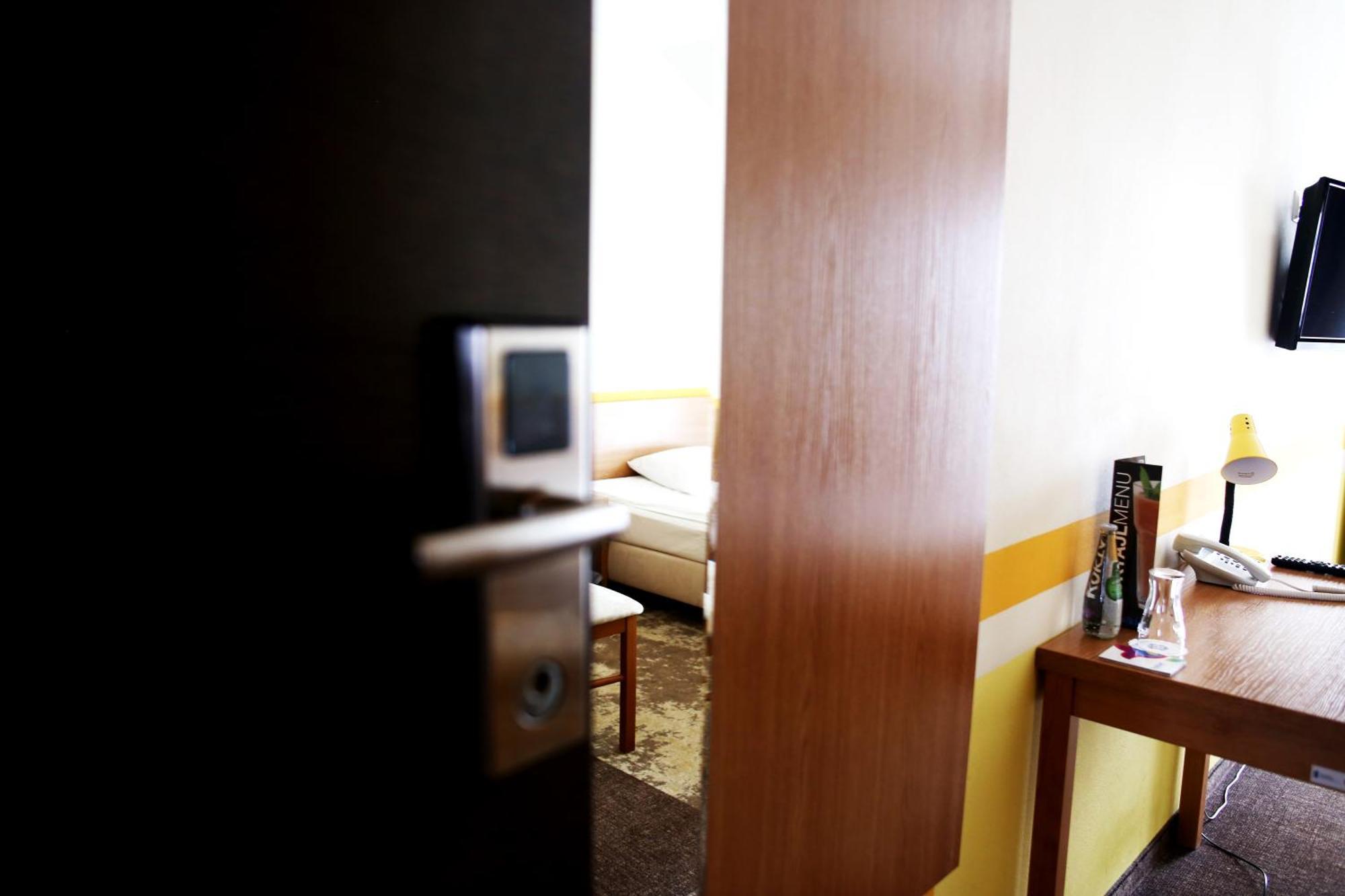 Hotel Folklor Międzyrzec Podlaski Kamer foto